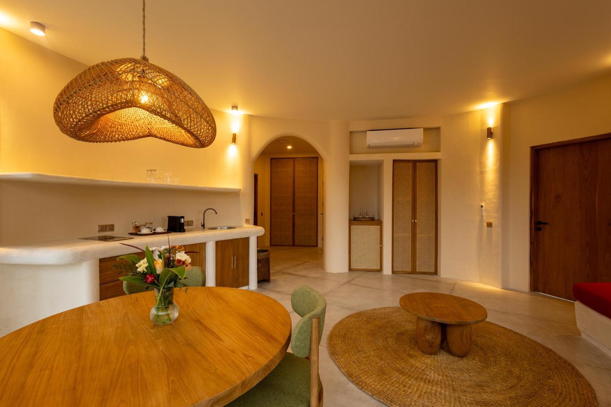 Nuanu Suites & Accommodations Tanah Lot  Exterior photo